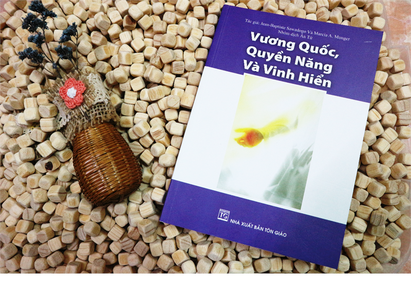 CS2121 Vương Quốc Quyền Năng Vinh Hiển